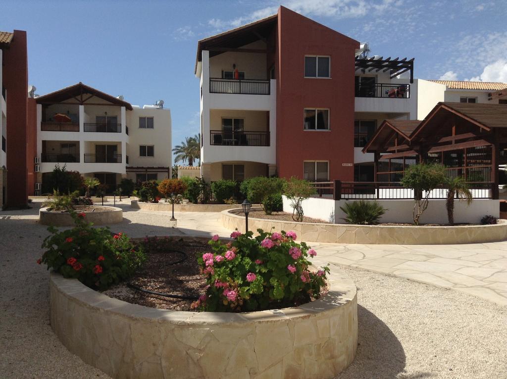Adriana Holiday Resort Paphos Buitenkant foto