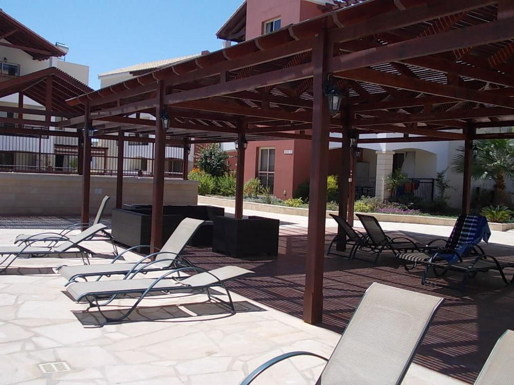 Adriana Holiday Resort Paphos Buitenkant foto