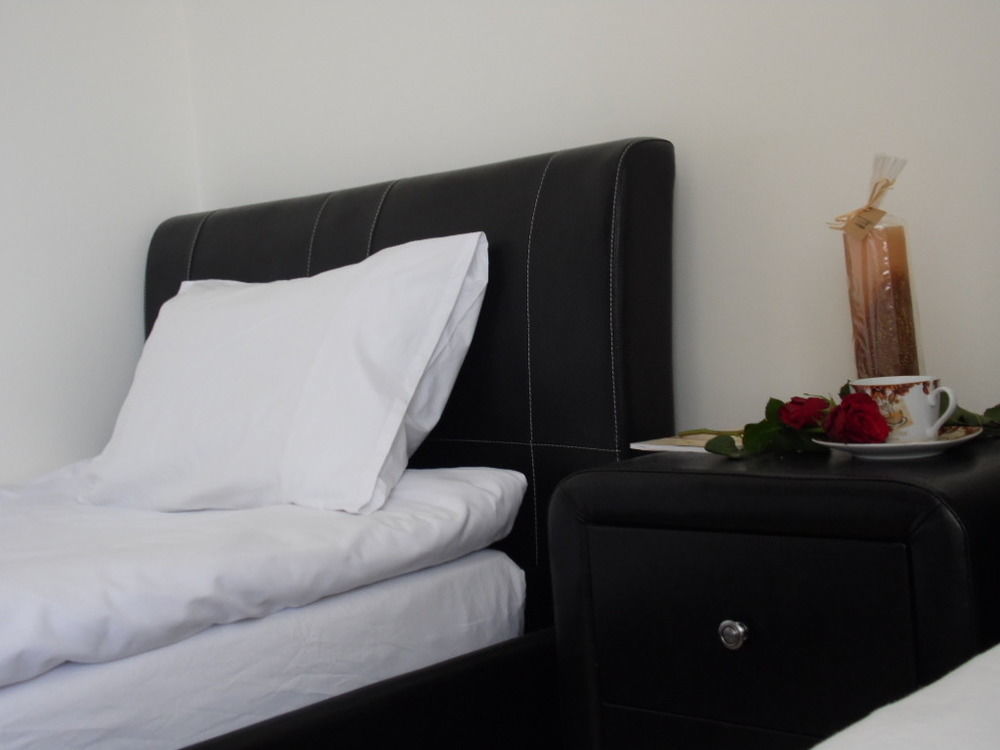 Adriana Holiday Resort Paphos Buitenkant foto