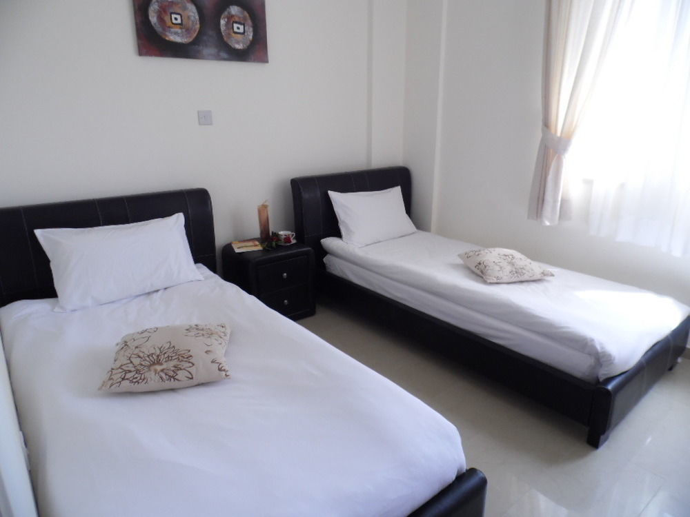 Adriana Holiday Resort Paphos Buitenkant foto