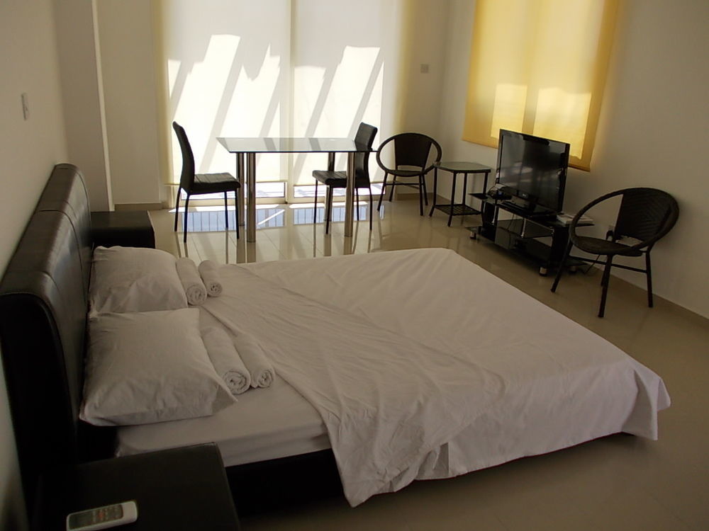 Adriana Holiday Resort Paphos Buitenkant foto